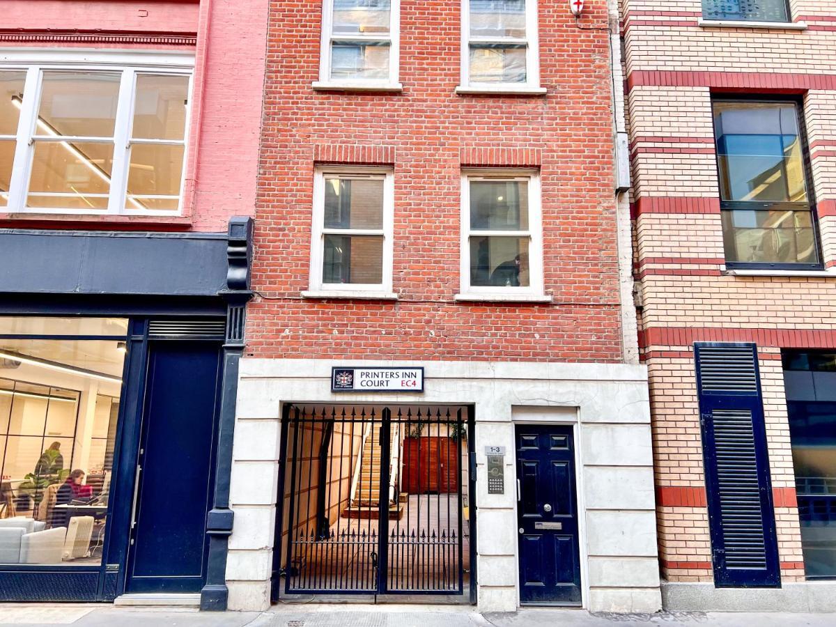 Superior Entire Apartment Between St Pauls Cathedral And Covent Garden 런던 외부 사진
