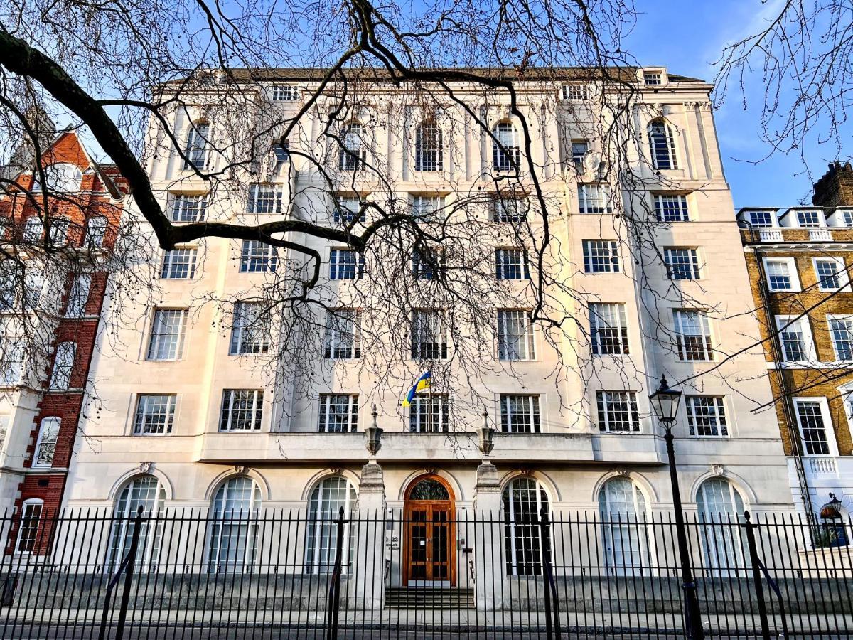 Superior Entire Apartment Between St Pauls Cathedral And Covent Garden 런던 외부 사진