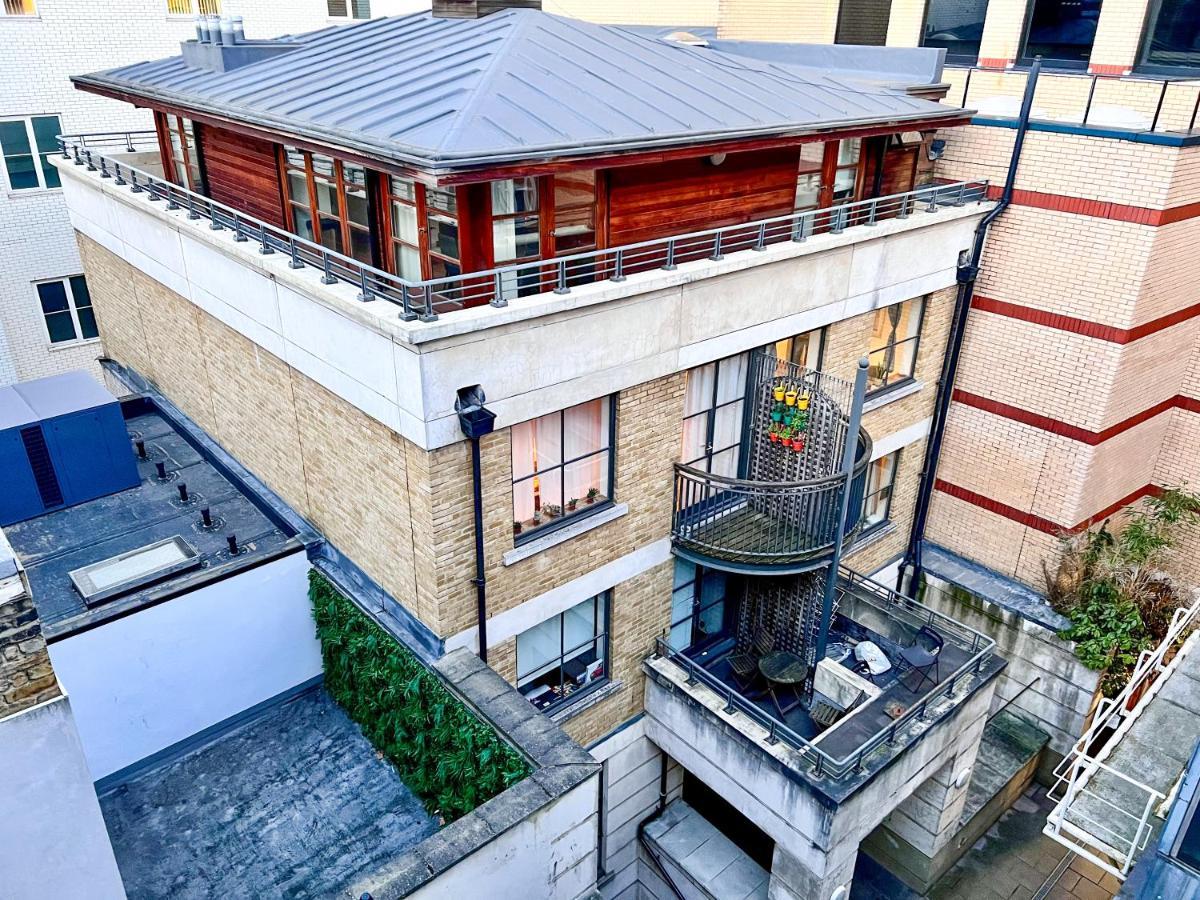 Superior Entire Apartment Between St Pauls Cathedral And Covent Garden 런던 외부 사진