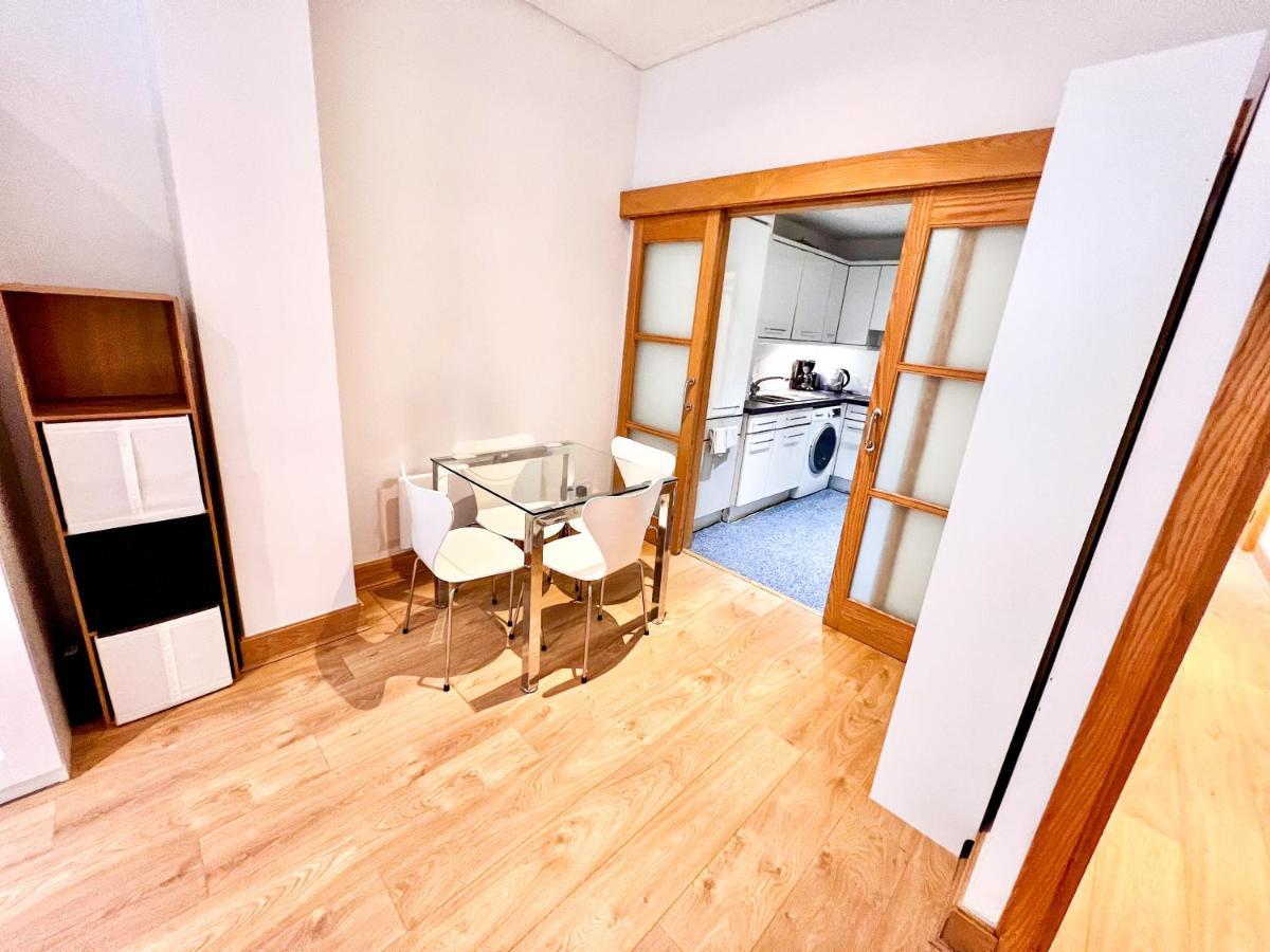 Superior Entire Apartment Between St Pauls Cathedral And Covent Garden 런던 외부 사진