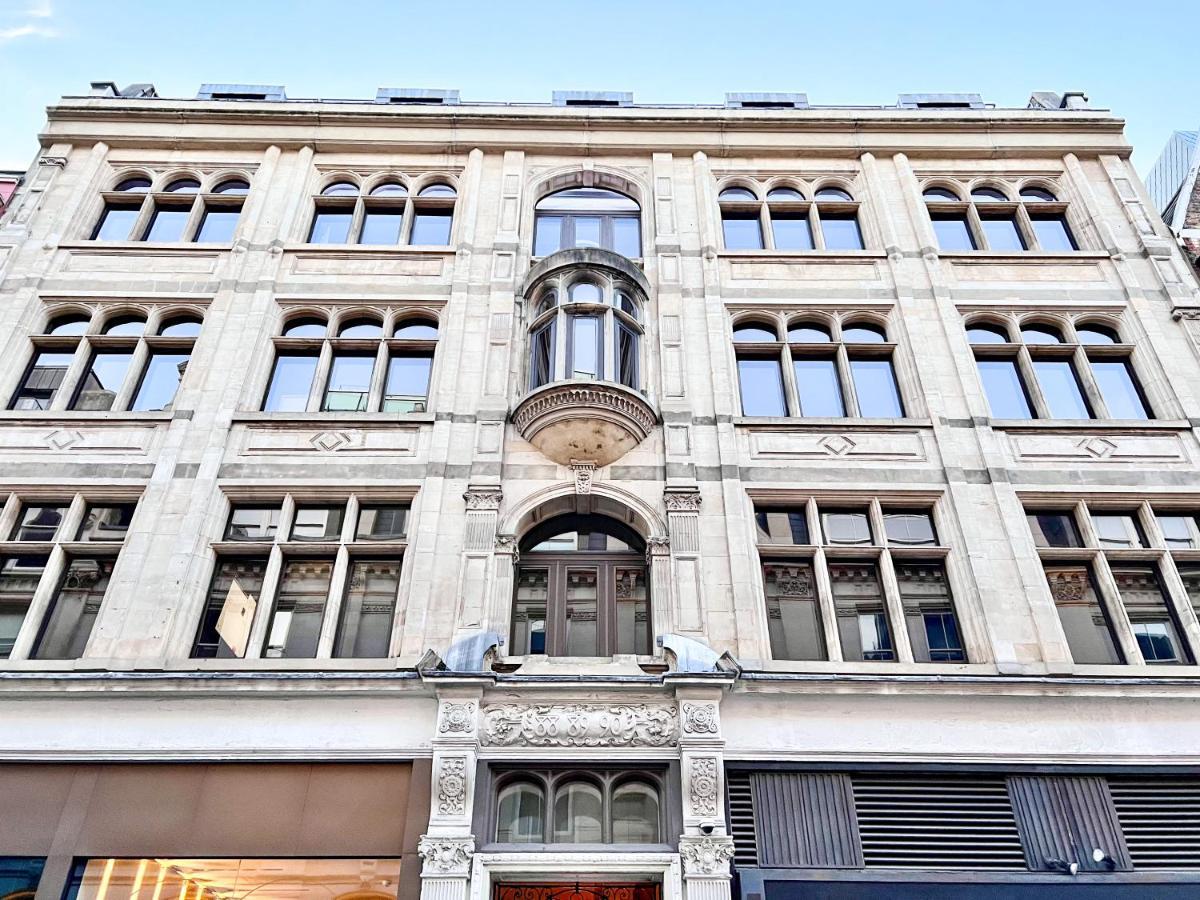 Superior Entire Apartment Between St Pauls Cathedral And Covent Garden 런던 외부 사진
