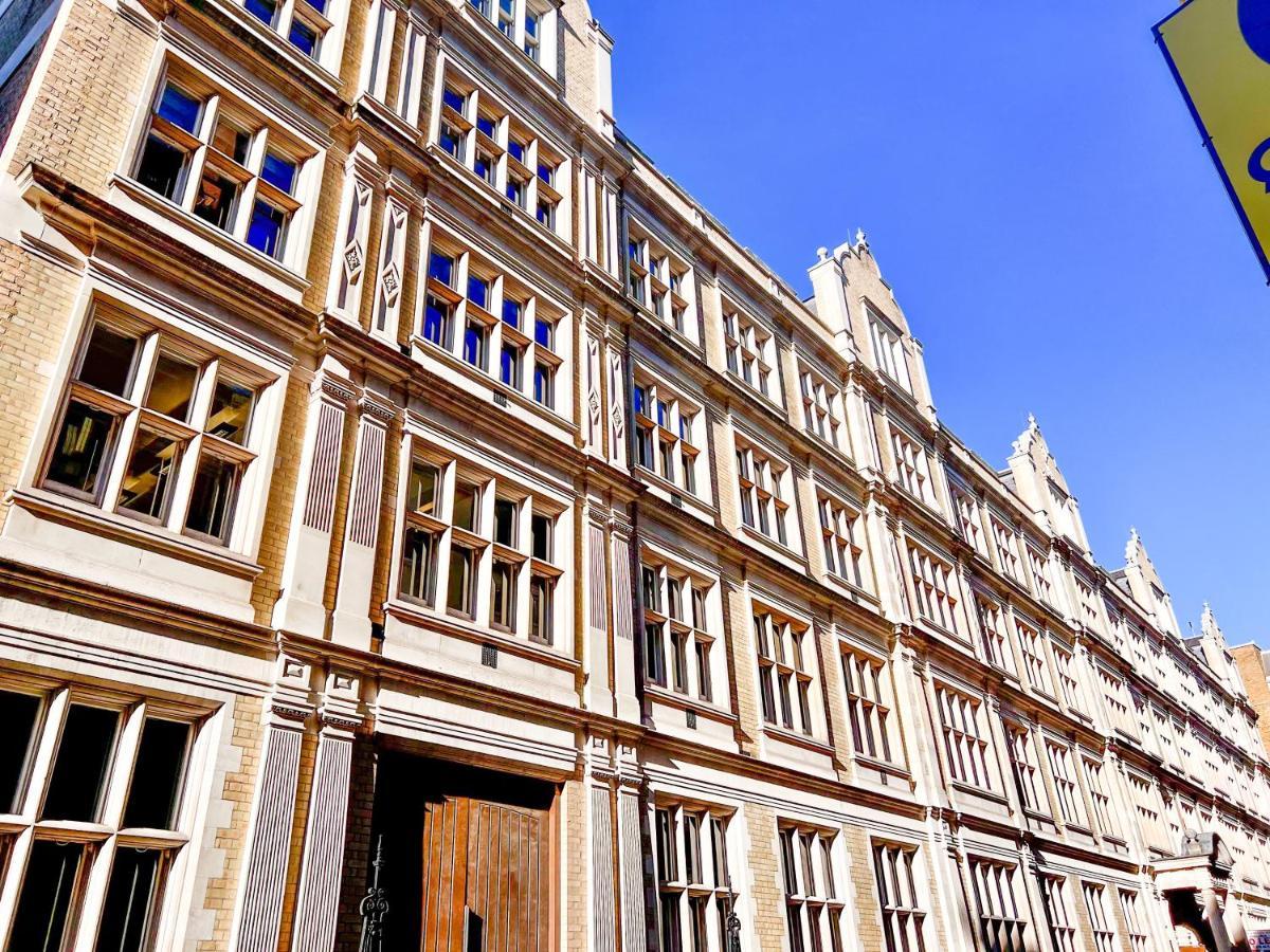 Superior Entire Apartment Between St Pauls Cathedral And Covent Garden 런던 외부 사진